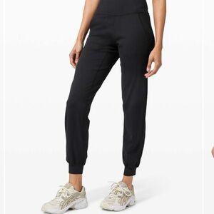 Lululemon Align Jogger 28" Black